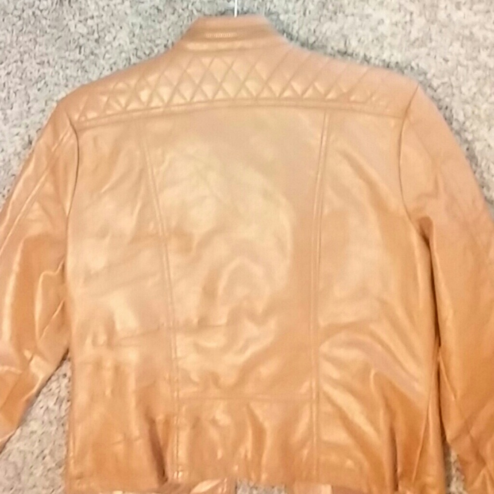 Leather jacket. Camel colored - Picture 5 of 5